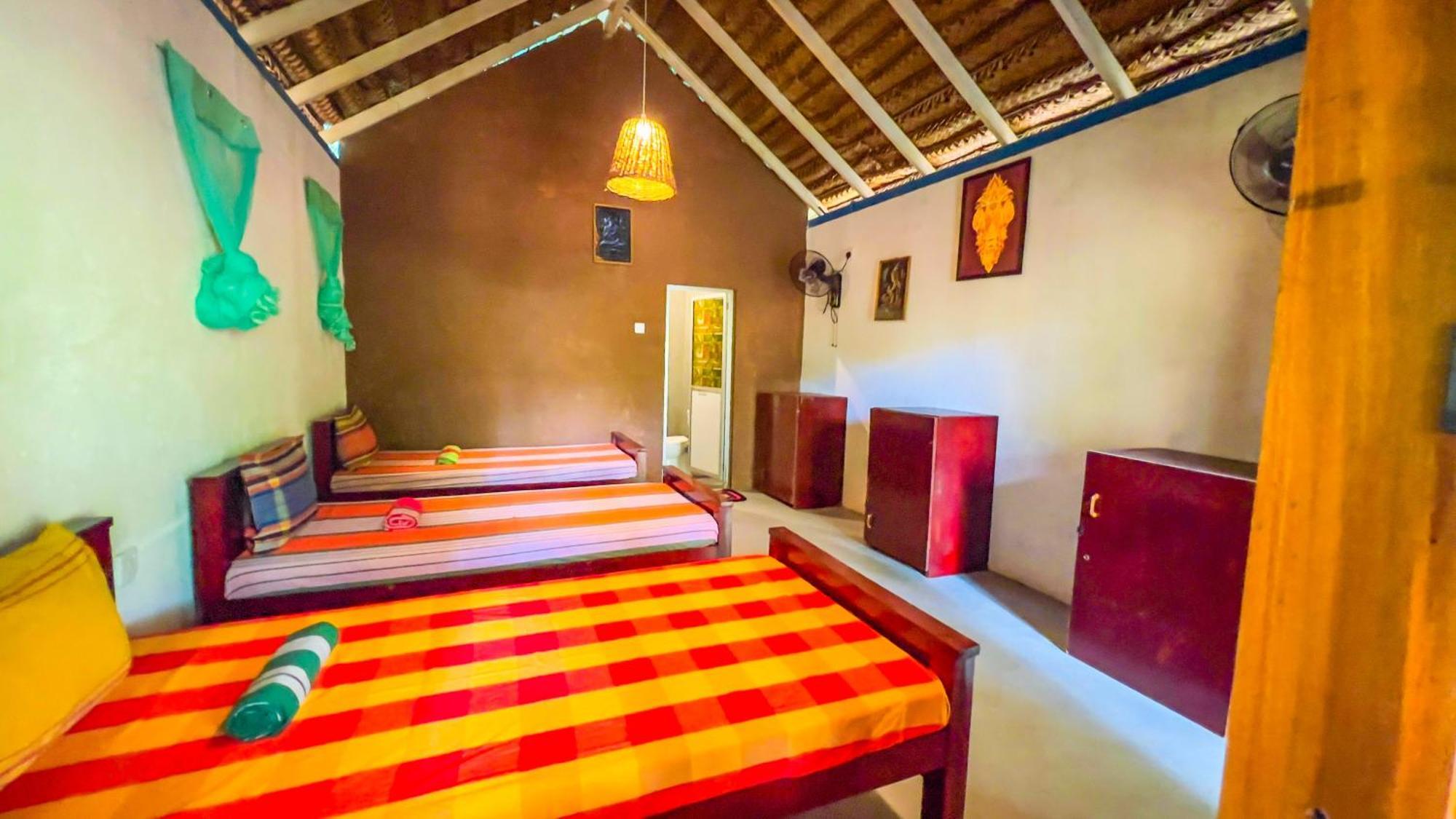 Jungle Host Hostel And Tree House Sigiriya Exterior photo